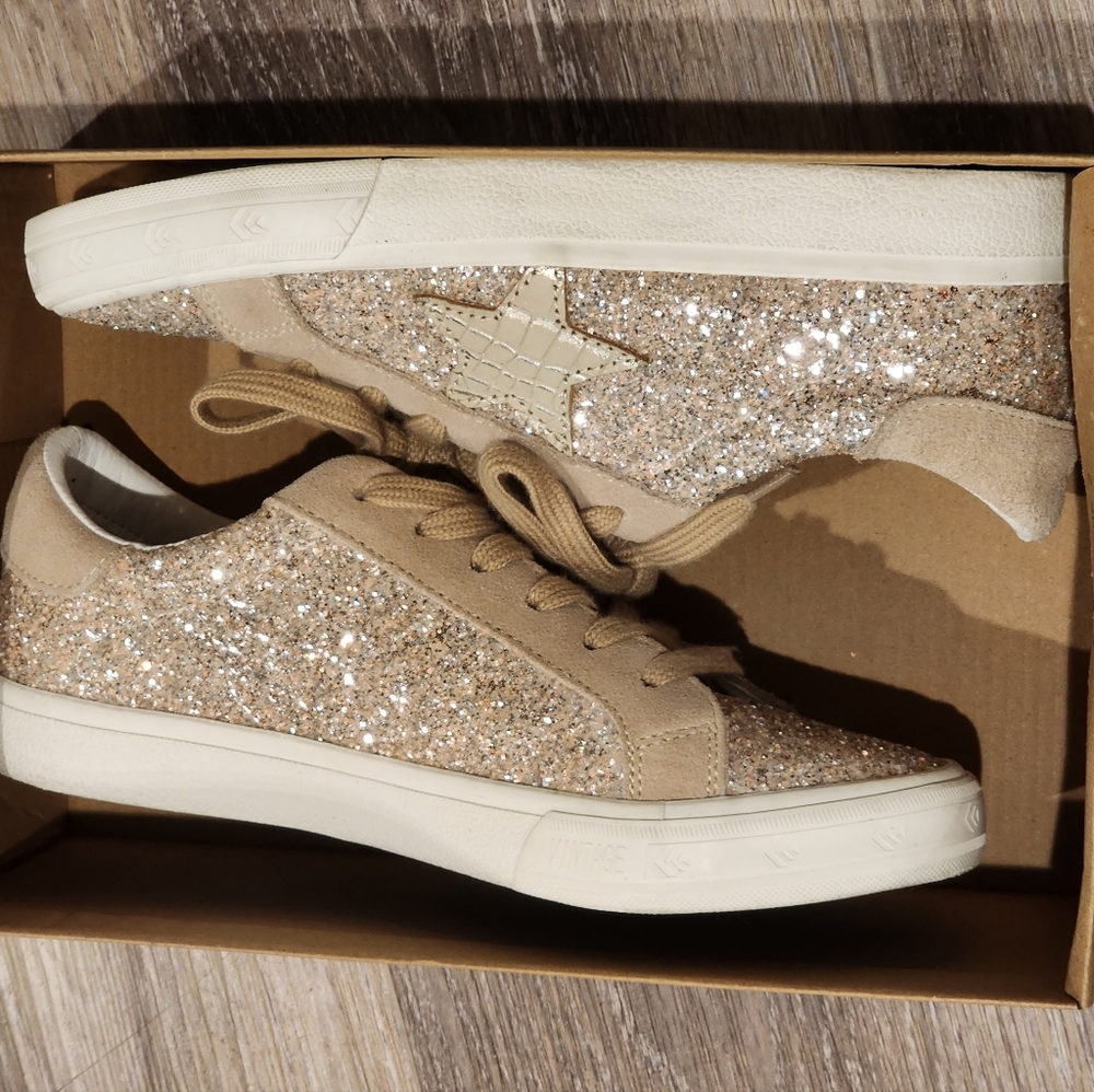 Vintage Havana Glittery Sneakers